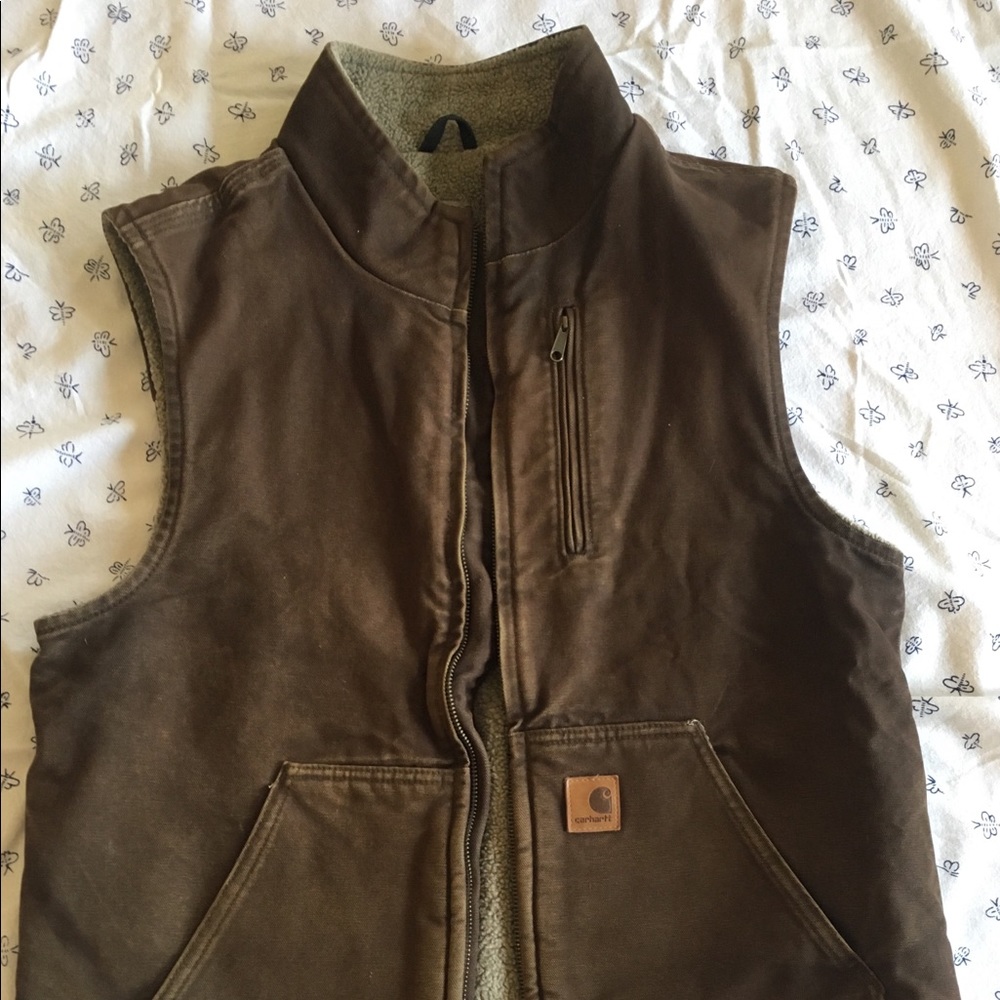 Carhartt sandstone Sherpa-lined vest